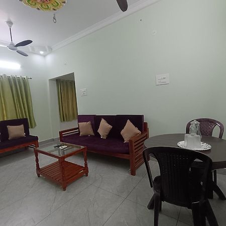 Sk Villa Homestay Puduccseri Kültér fotó