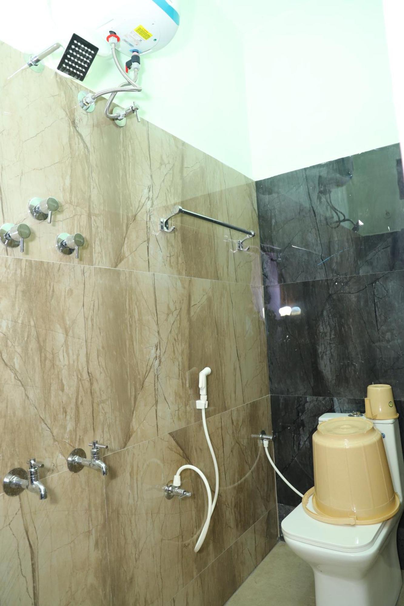 Sk Villa Homestay Puduccseri Kültér fotó