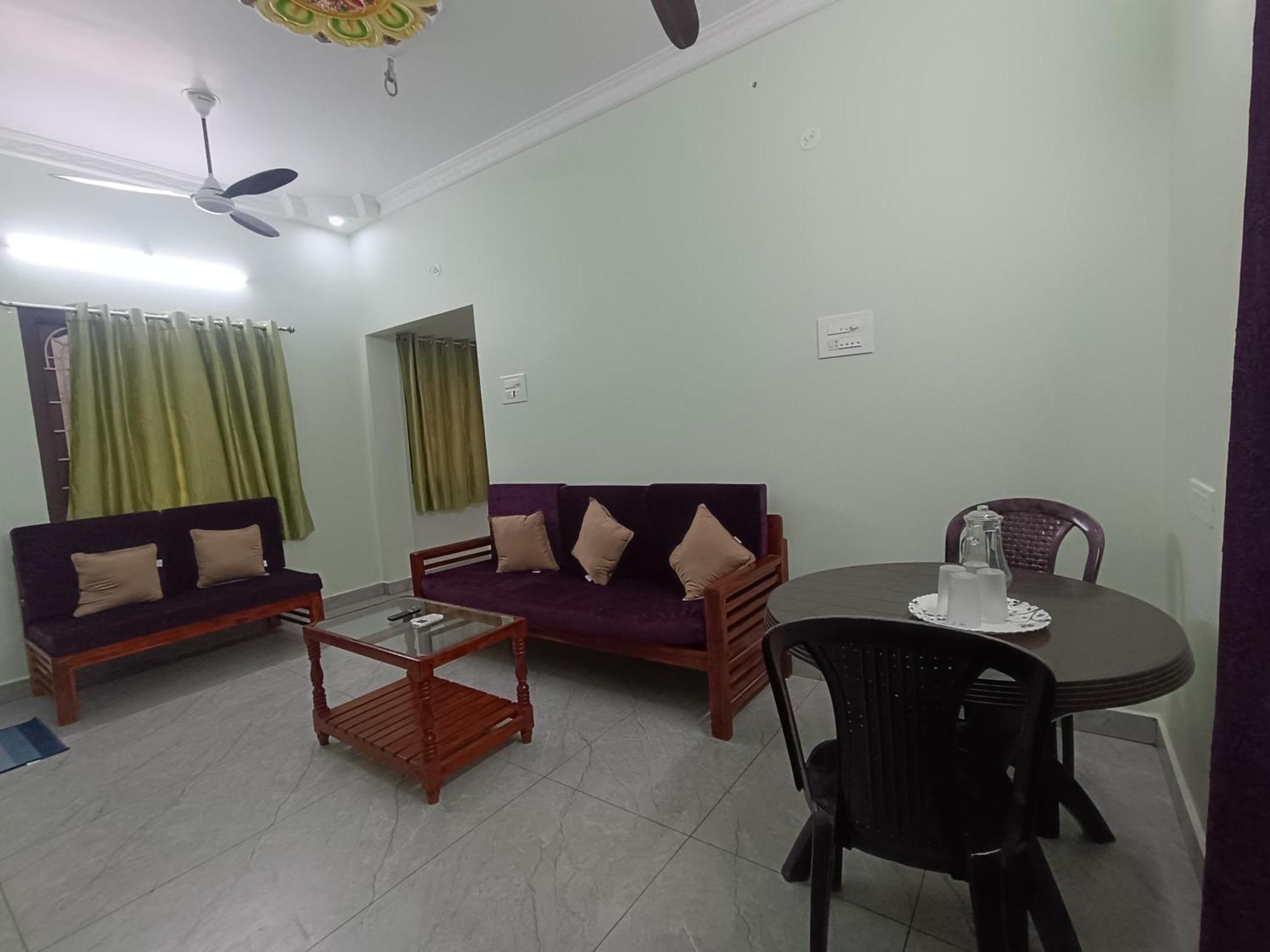 Sk Villa Homestay Puduccseri Kültér fotó